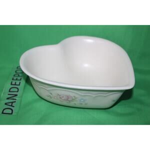 Pfaltzgraff Heart Shape Tea Rose Pattern Stoneware Bowl